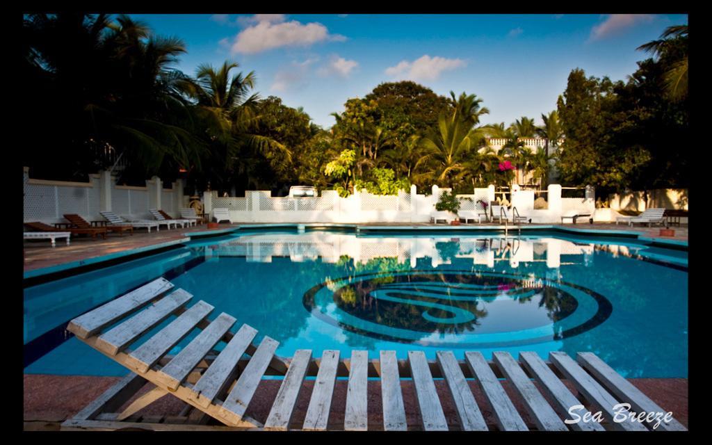 Sea Breeze Beach Resort 马哈巴利普拉姆 外观 照片